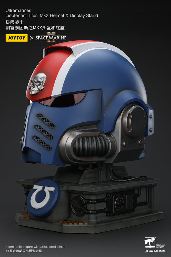 [Pre-Order]JOYTOY Action Figure Warhammer 40K Ultramarines Lieutenant Titus' MKX Helmet & Display Stand